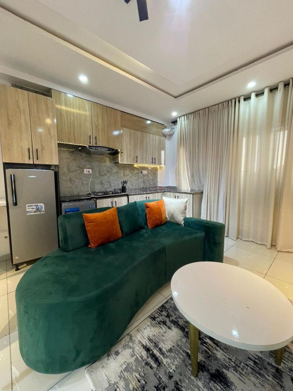 Villa Toscana Luxe Gra Port Harcourt Exterior photo