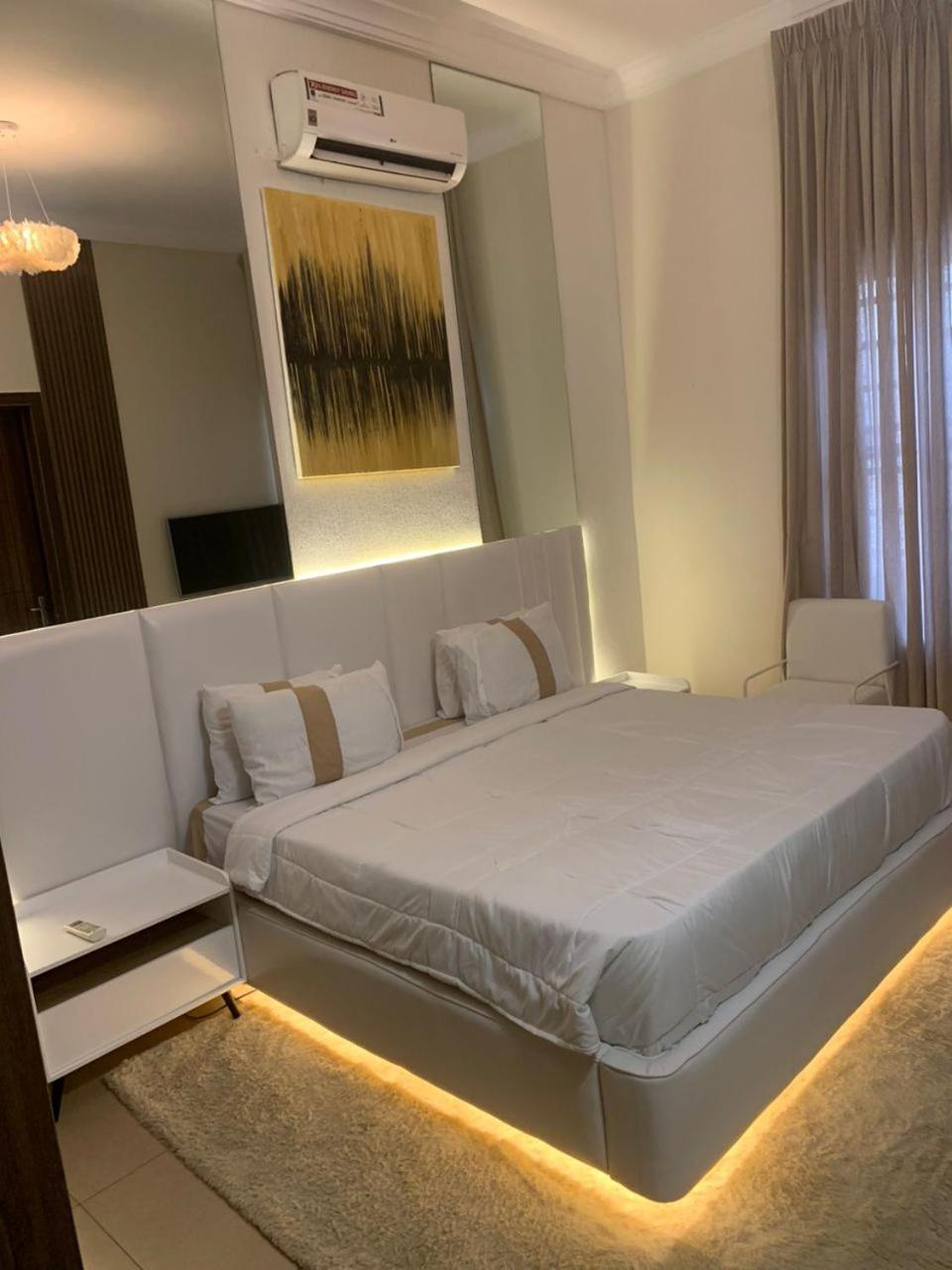 Villa Toscana Luxe Gra Port Harcourt Exterior photo